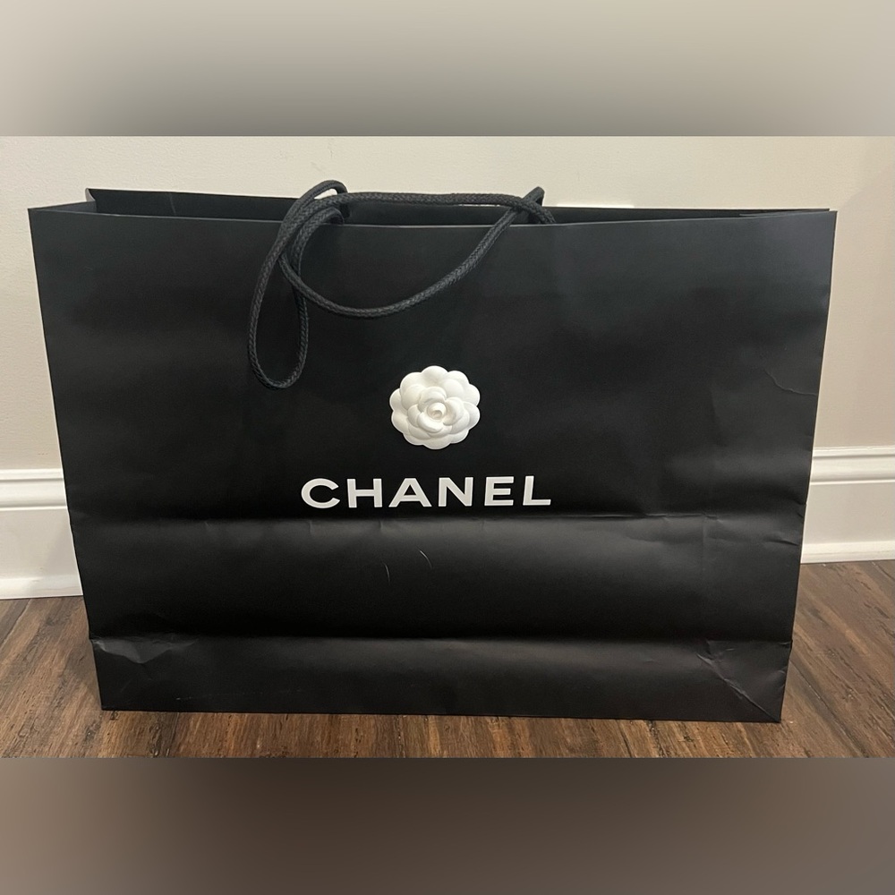 CHANEL Authentic XL Paper Gift/Shopping EMPTY Bag Black